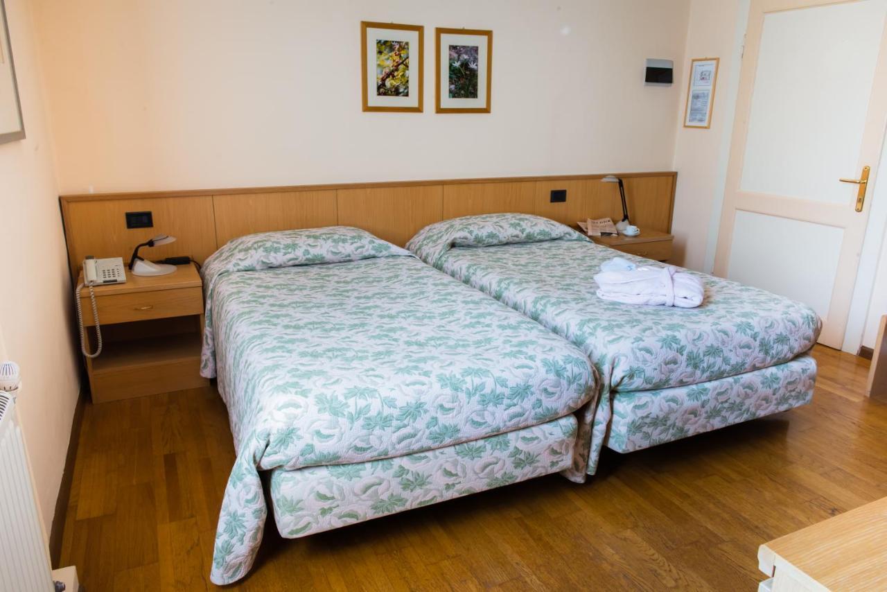 Locanda Solagna Quero Luaran gambar